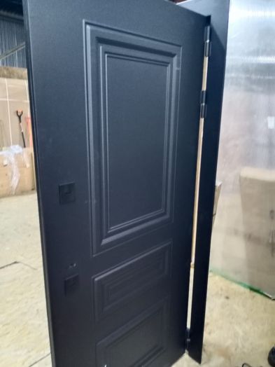 Входная дверь Лабиринт Аляска Лайт - 12 Венге с терморазрывом