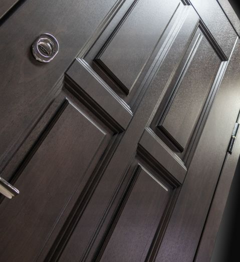 Входная дверь Лабиринт Лондон - Зеркало максимум Бетон светлый с терморазрывом