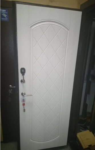 Входная дверь с терморазрывом Заводские Термо Лайт - Сандал белый