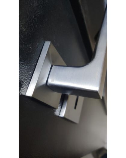 Входная дверь с терморазрывом и стеклопакетом Заводские ПроТермо Графит - Белый