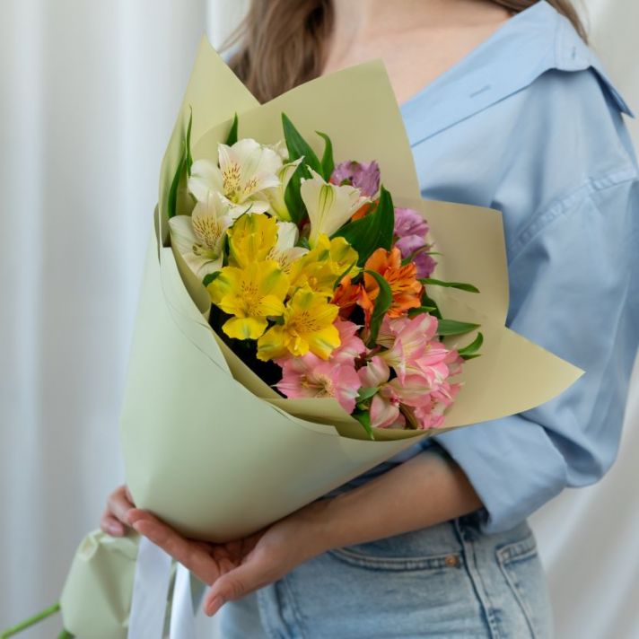 Альстромерия от 5 шт