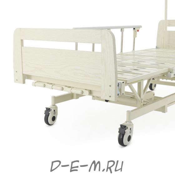 Кровать механическая Med-Mos E-31 (РМ-3024Д-02) с регулировкой высоты, растоматом и полкой