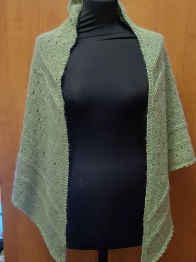 Тёплая шерстяная шаль ""Фисташковый уют"