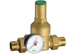 Редуктор НН 1 1/2" с манометром FAR