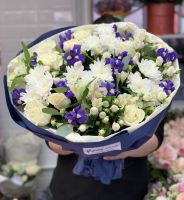 Букет сборный с ирисами