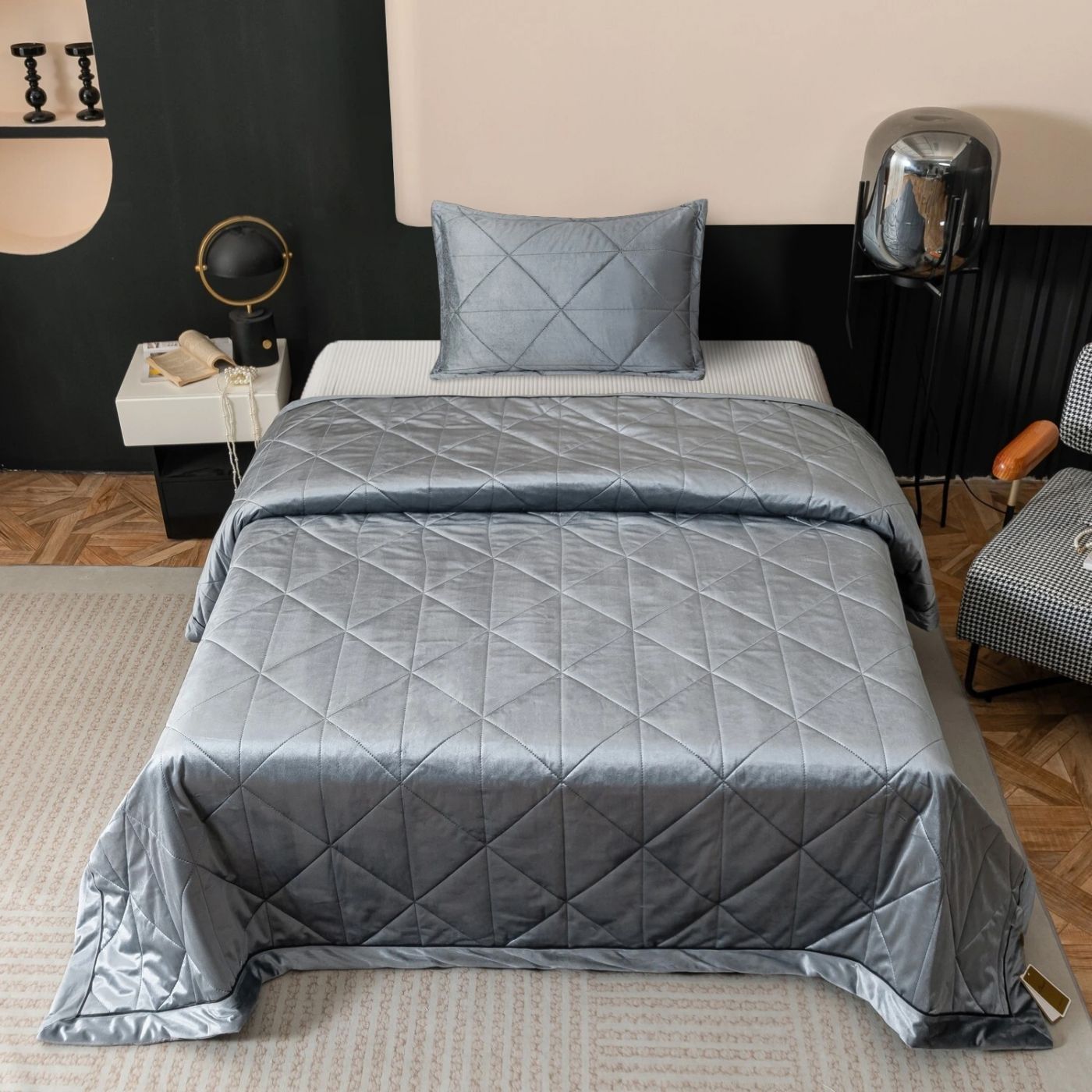 Велюровое покрывало в клетку OVL038