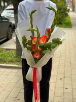 Букет с оранжевыми гладиолусами #15261