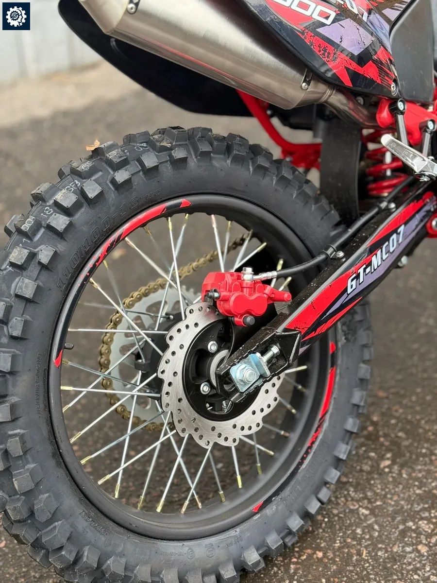 Заднее колесо и подвеска эндуро GT-MC07 300