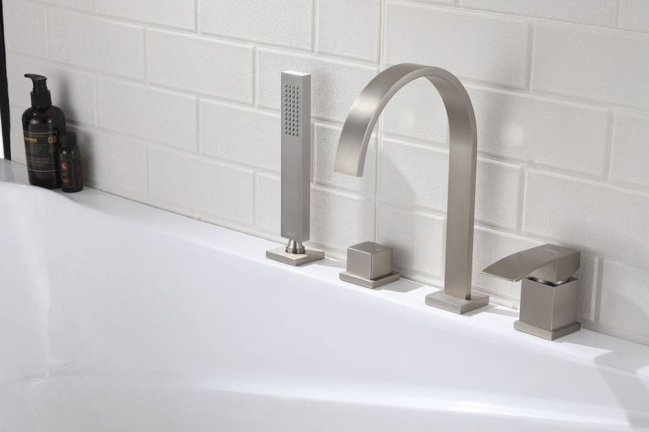 Смеситель ABBER Wasserfall AF8613SP на борт ванны, сатин ФОТО