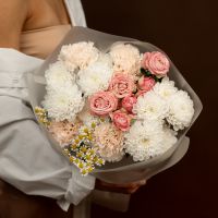 Сборный букет с диантусами