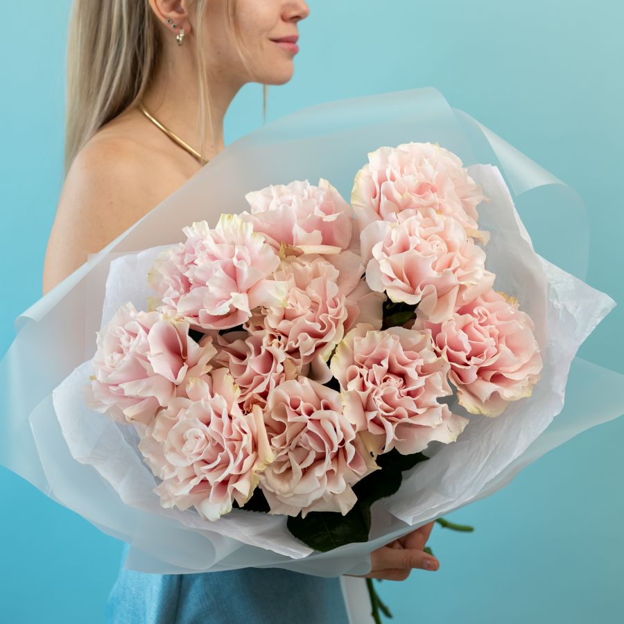 11 французских роз (сорт Пинк Мондиаль)