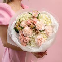 сборный с гортензией 4500р