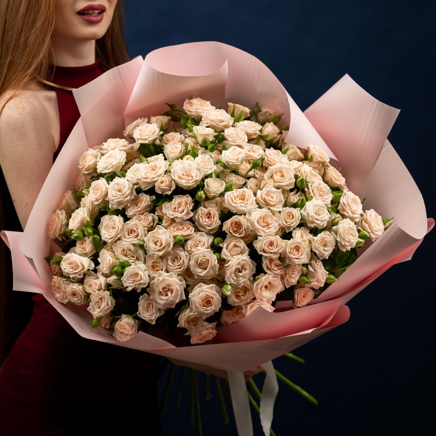 25 кустовых роз сорт Таня