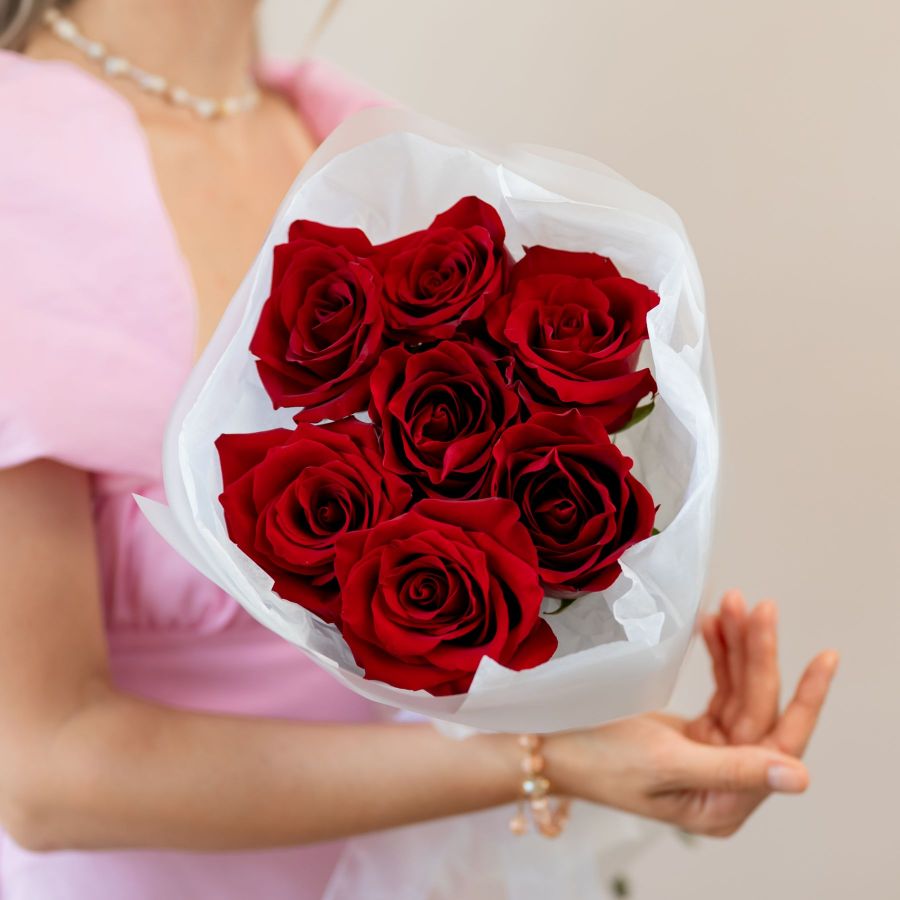 Красные розы от 7 шт (60см)