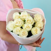 11 белых роз (60см)