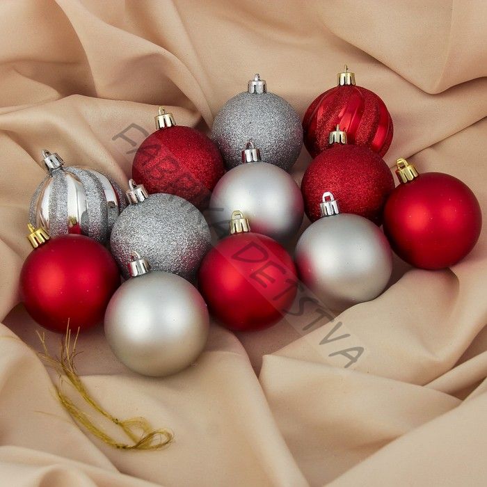 Ёлочные игрушки «Улыбка», шары новогодние, набор 12 шт., d=6 см, серебристый/красный