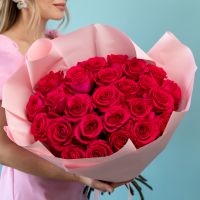 25 розовых роз в упаковке (60см)