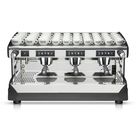 Профессиональная кофемашина Rancilio Classe 7E 3 группы