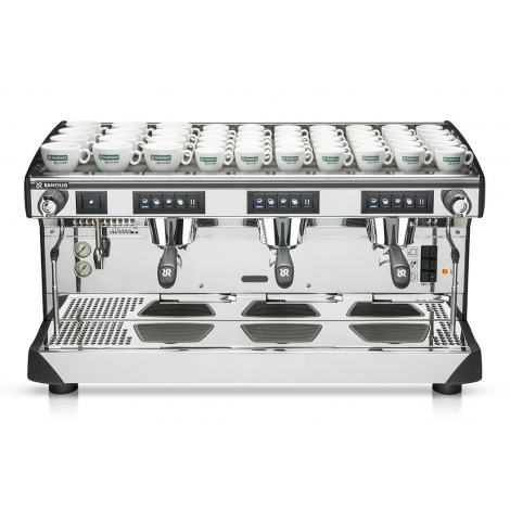 Профессиональная кофемашина Rancilio Classe7E Tall3 группы