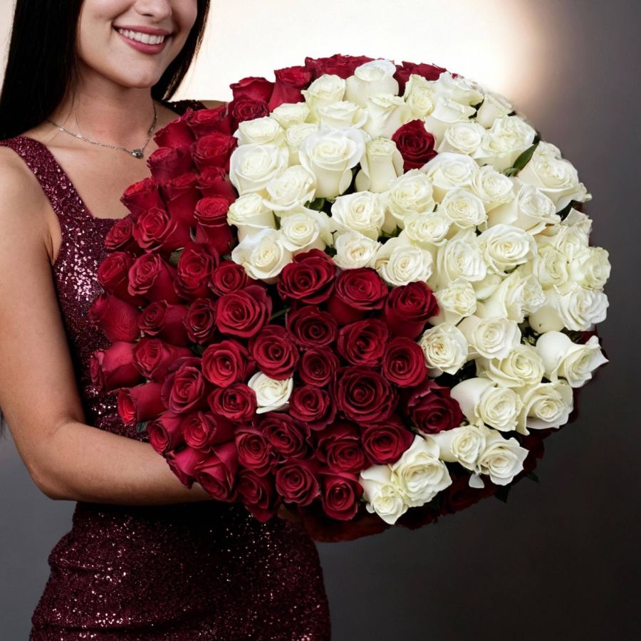 Букет из 101 розы "Инь-янь"