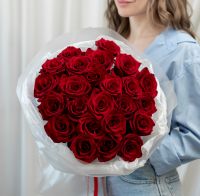 25 красных роз (сорт Эквадор 60 см)