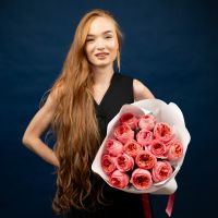 15 роз (сорт Пинк Экспрешн)