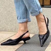 Туфли босоножки PRADA 36й размер