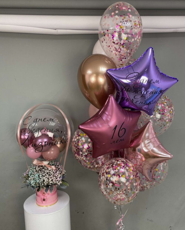 Фонтан Хром с букетом гипсофилы в шляпной коробке