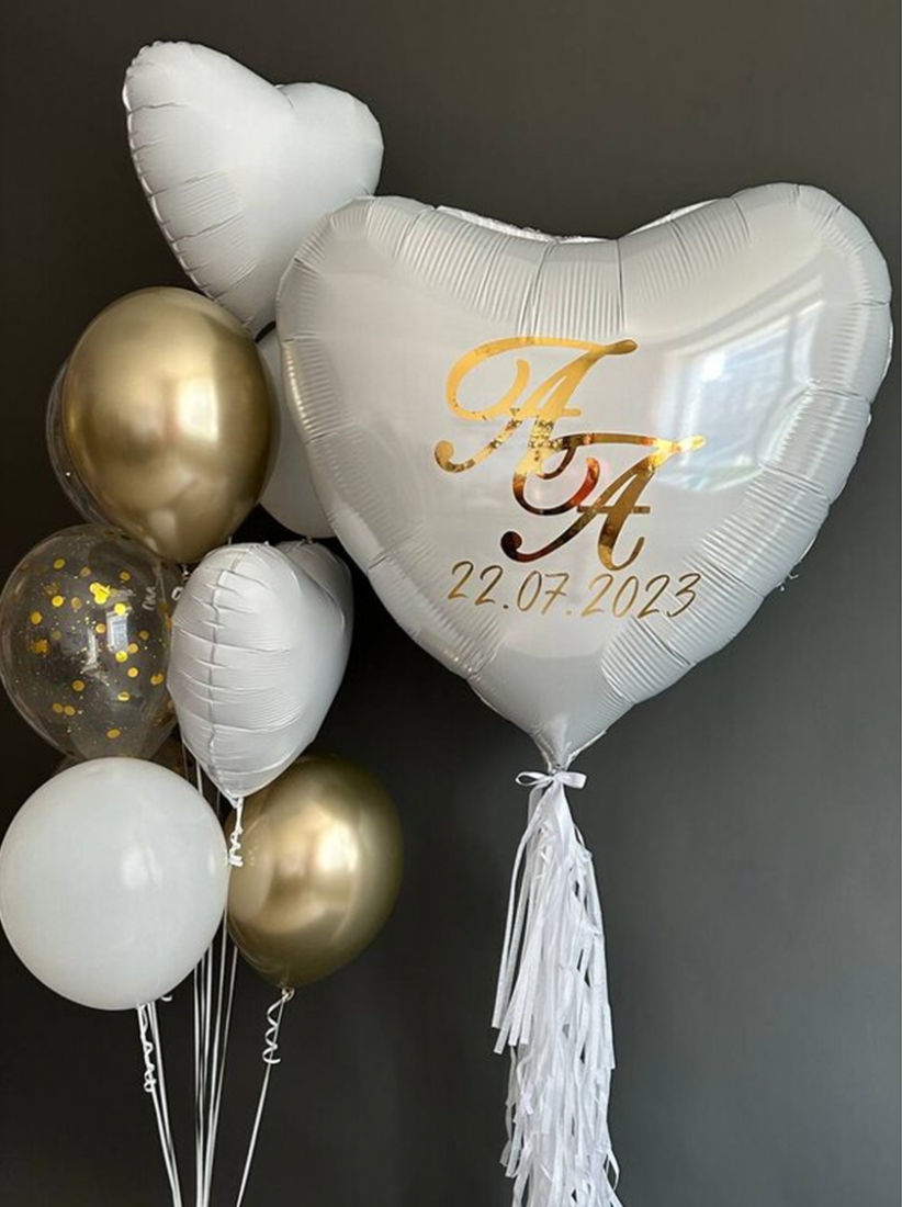 Свадебный сет с сердцем из шаров с гелием