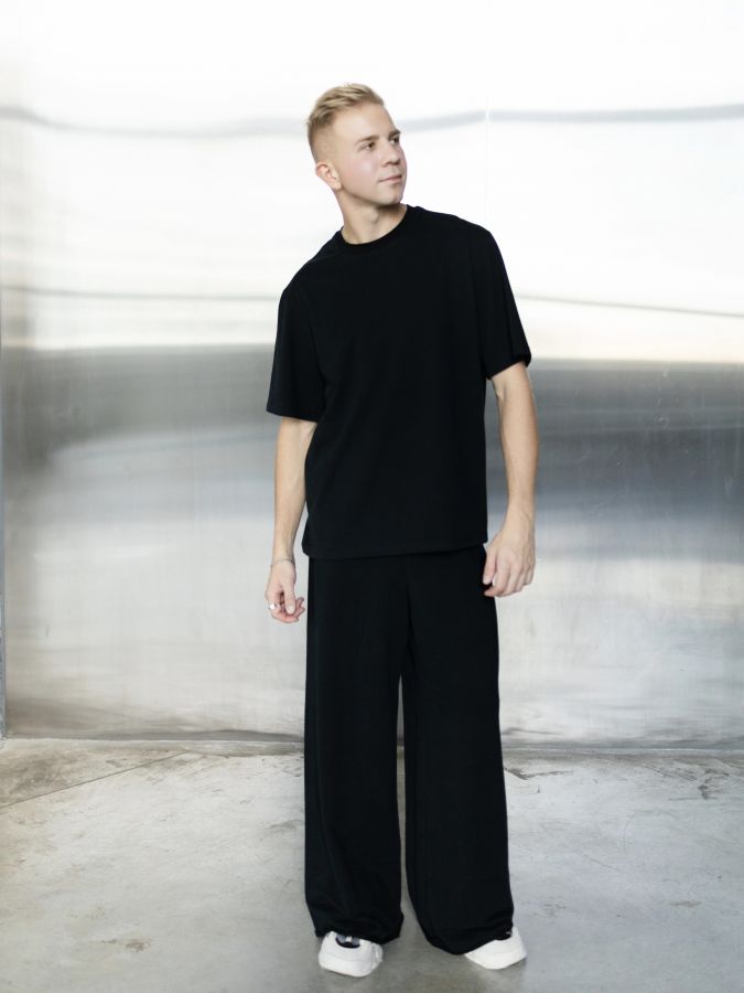 Футболка классическая черная