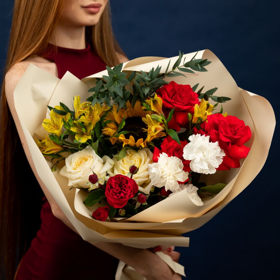 Сборный букет интерьерный