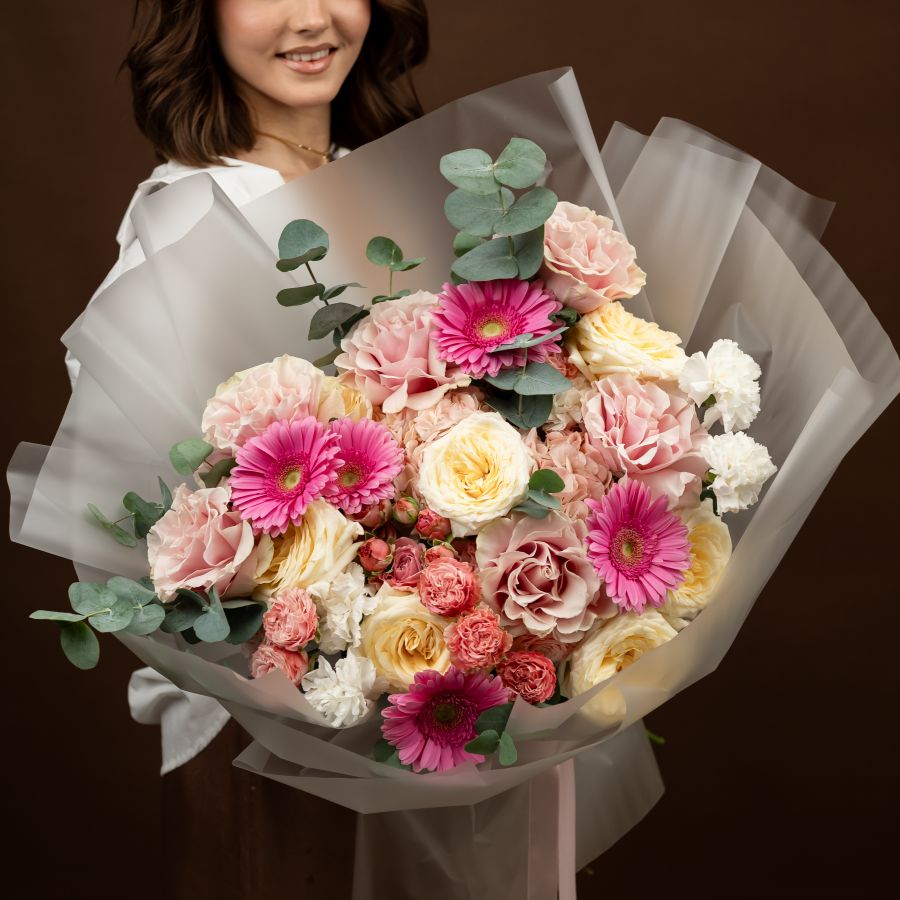 Сборный букет на 12000