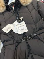 Пуховик женский MONCLER