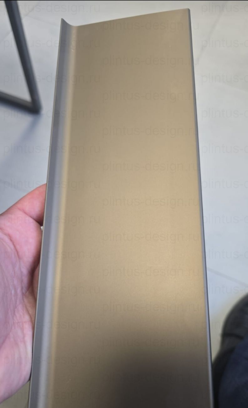 Алюминиевый плинтус ПЛ-40 мм