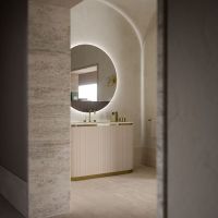 Комплект мебели №2 Oasis Naos 146х56x85 см три напольные тумбы и мраморный топ схема 2