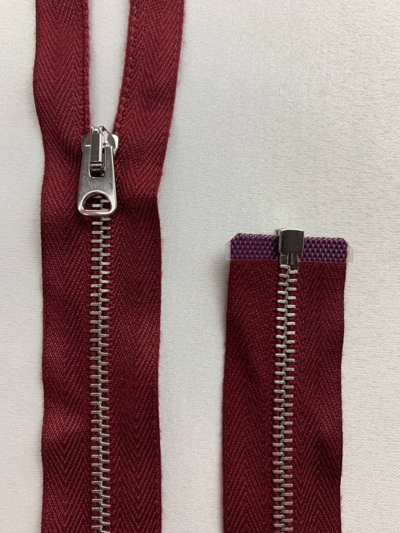 Молния металлическая