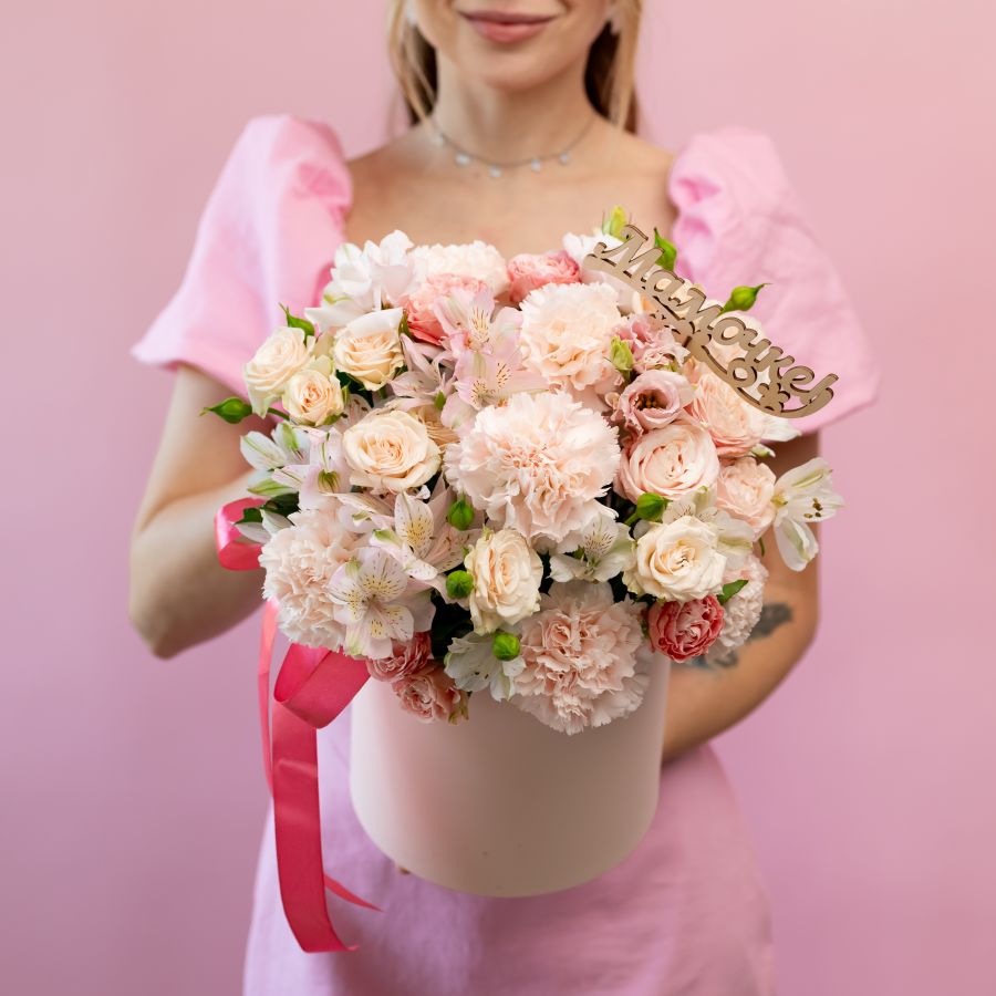 Шляпная коробка "Маме" размер М