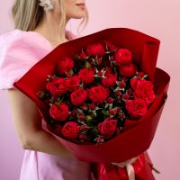 15 кустовых роз (сорт Ред Пиано)