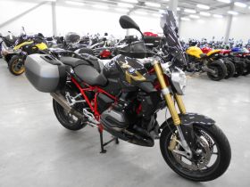 BMW R1200R