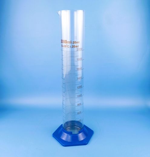 Цилиндр мерный 5drops 3-2000-2, 2000 мл, с пластиковым основанием, с носиком, градуированный, Boro 3.3