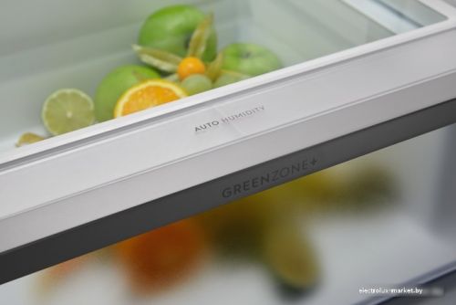 Встраиваемый холодильник Electrolux ENP7TD75S