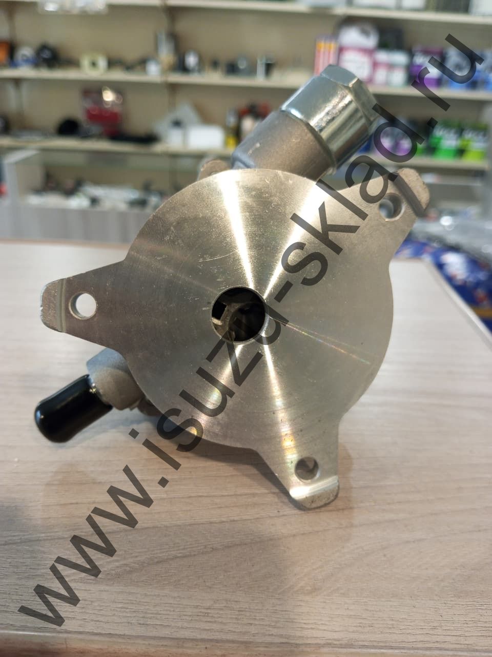 Насос вакуумный генератора nqr71/75/90/Богдан