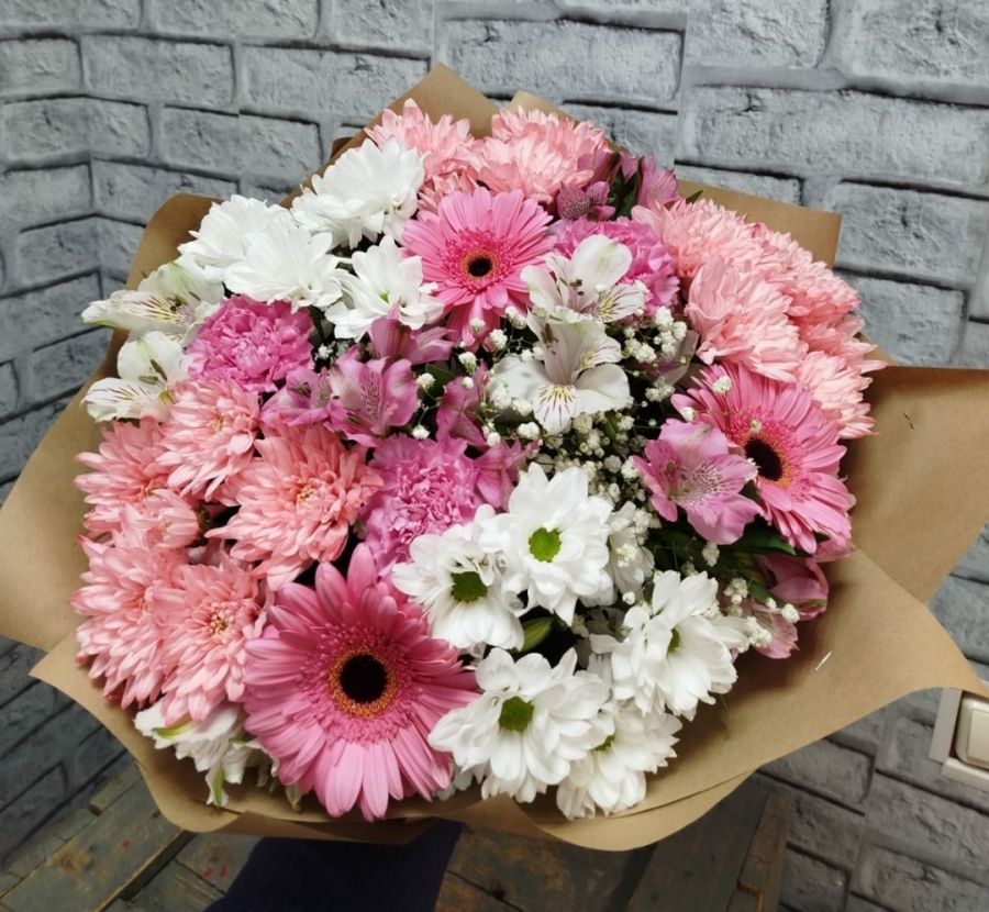 Сборный букет "Позвоните Маме"