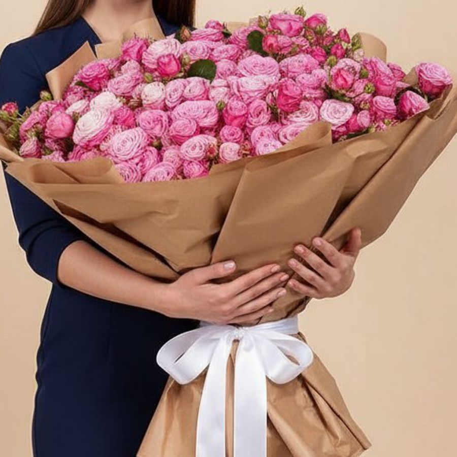 Букет из 51 кустовой розы Леди Бомбастик