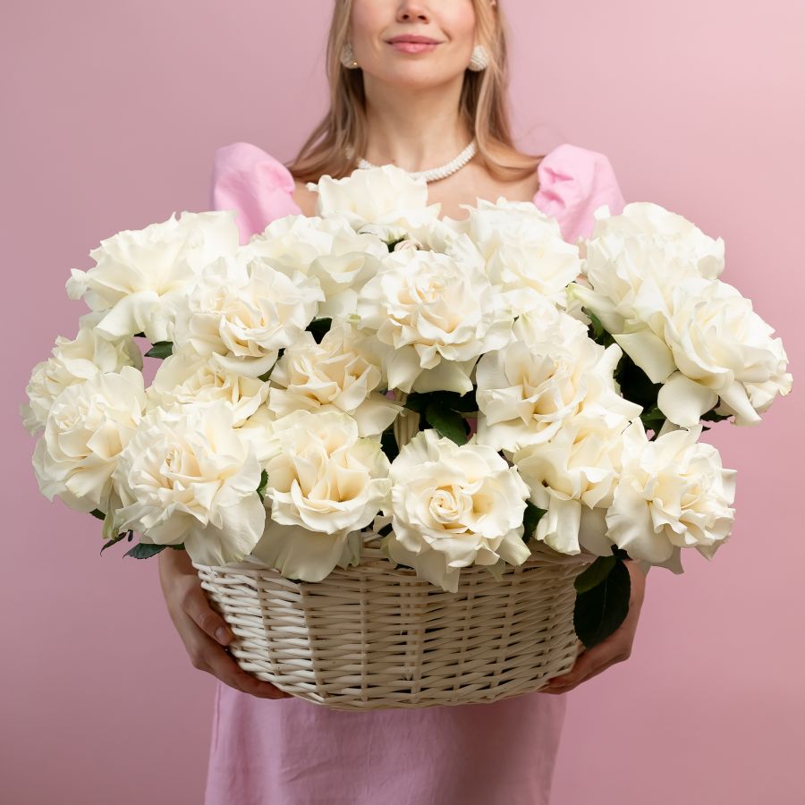 25 Французских роз (Мондиаль) в корзине размер L
