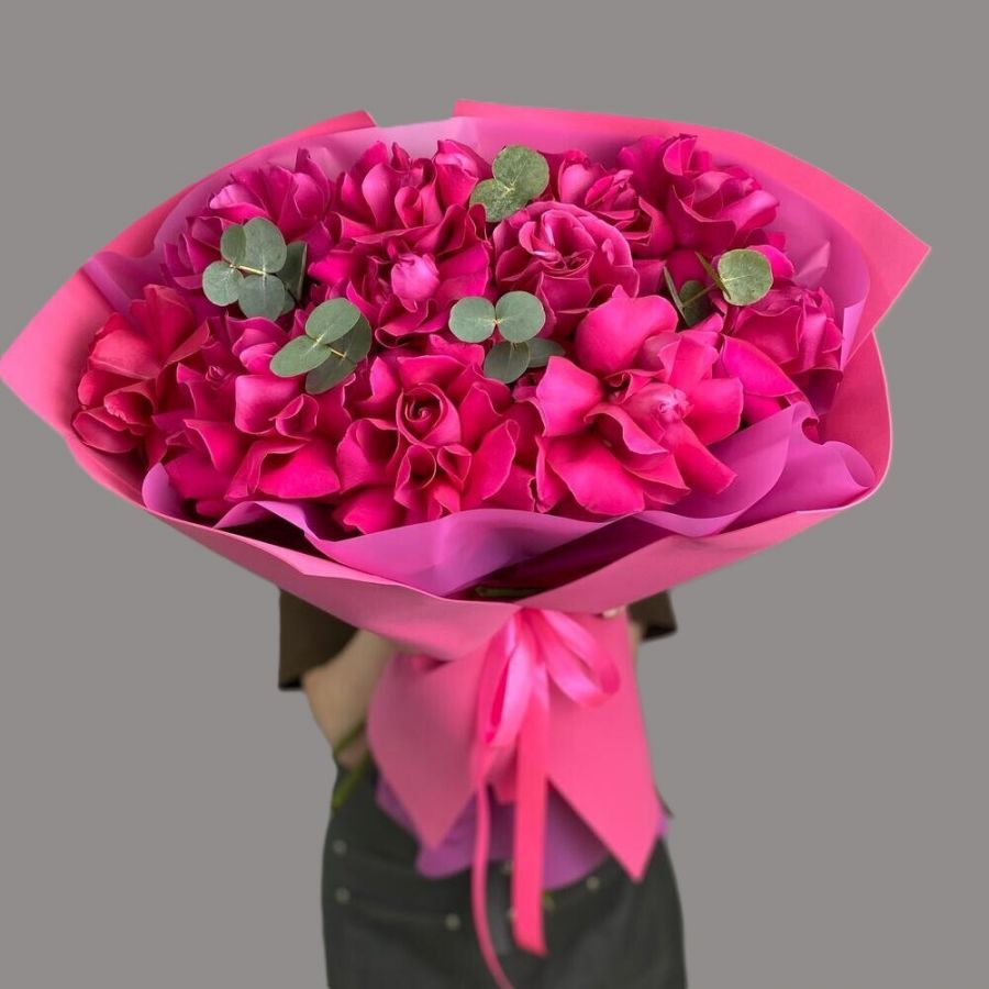 Букет 11 малиновых французских роз