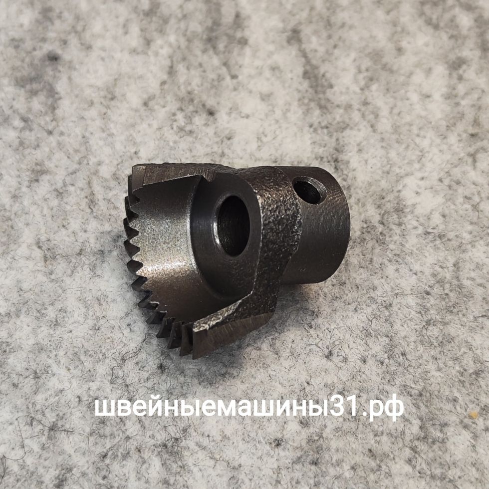 Шестерня полумесяц Comfort 444 и др. Количество зубьев 13; диаметр отверстия под вал 8 мм; крепёжное отверстие 4,1 мм; без резьбы.     Цена 810 руб.