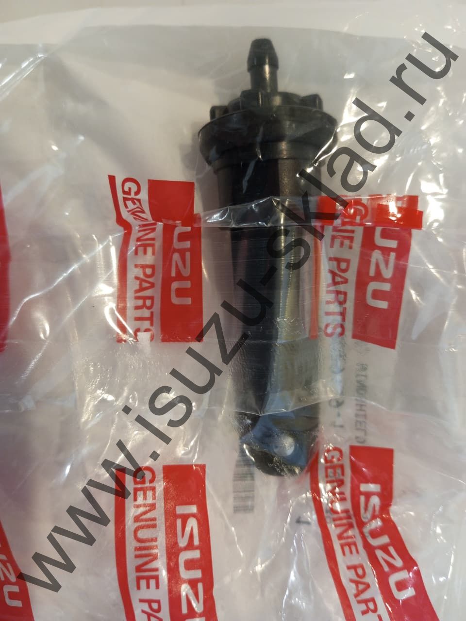 Форсунка омывателя лобового стекла nqr90/npr75/nlr85/nmr85 (Isuzu)