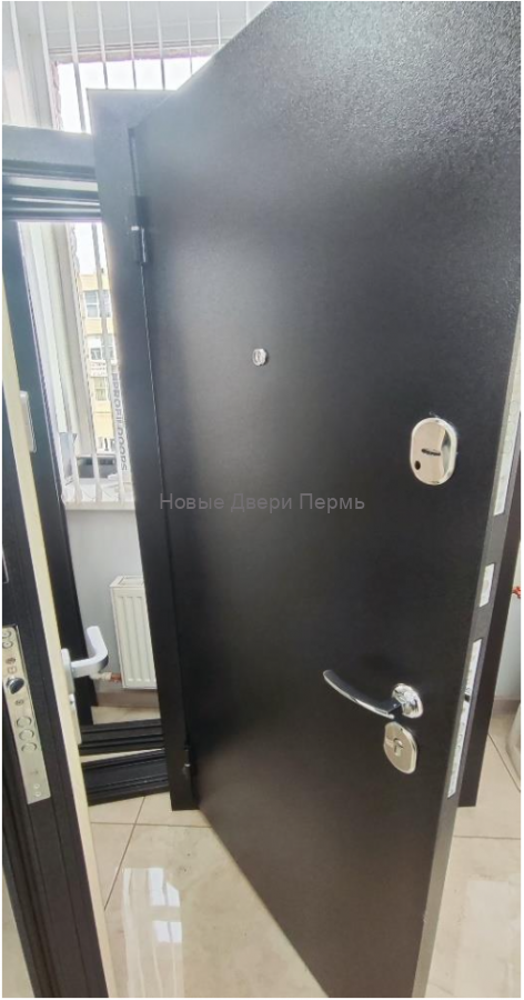 Входная дверь МАСТЕР 70 мм – утеплённая металлическая дверь на минеральной вате, два замка