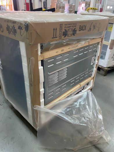 Smeg SUK91MFX9 (уценка)